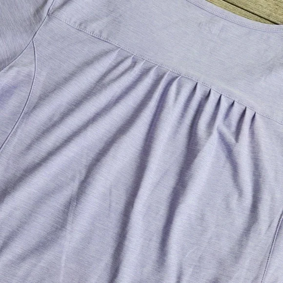 Duluth Light Purple Lavender Activewear V-Neck Workout T-Shirt Size Medium - Picture 6 of 6